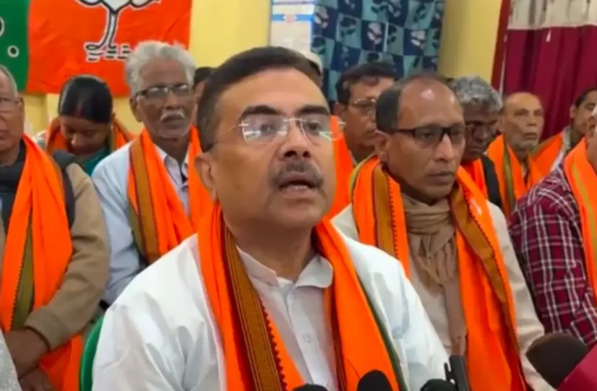 “হিন্দু ঘরে ধ্বজ লাগাতে হবে” নন্দীগ্রামে বললেন শুভেন্দু