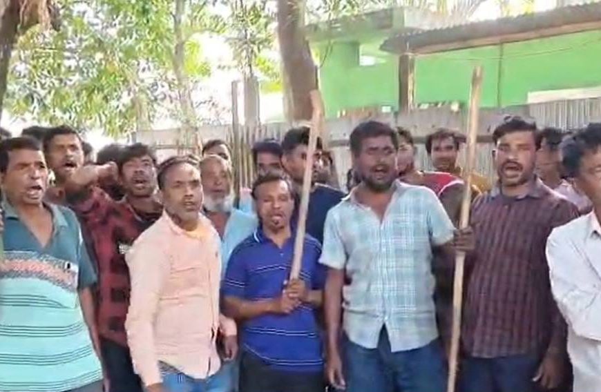 এসআইআরে হিয়ারিং নিয়ে উত্তেজনা শীতলকুচিতে, বিএলওর&hellip;