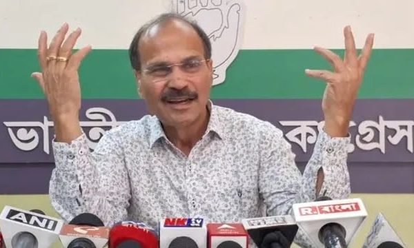 “এমন নাটক শুধু ওনাকেই মানায়” স্ট্রংরুম পাহারাকে নাটক&hellip;