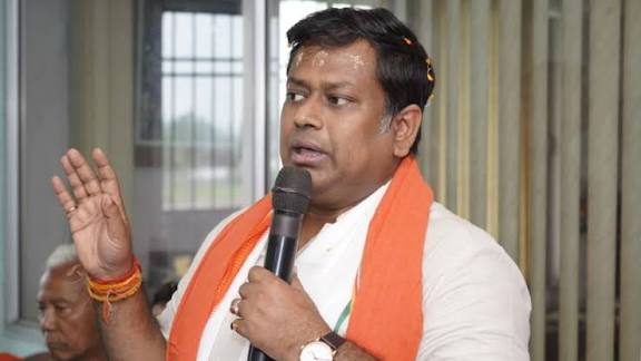 মমতা বন্দ্যোপাধ্যায়ের সুপ্রিম কোর্টে প্রশ্ন করাকে নাটক তকমা সুকান্তর