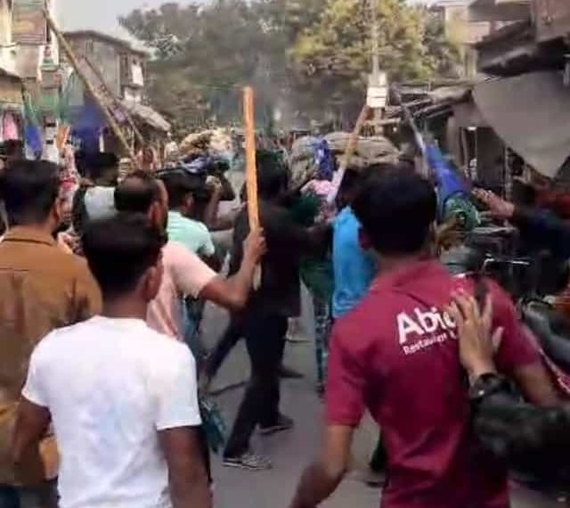 পতাকা লাগানোকে কেন্দ্র করে তৃণমূল-আইএসএফ&hellip;