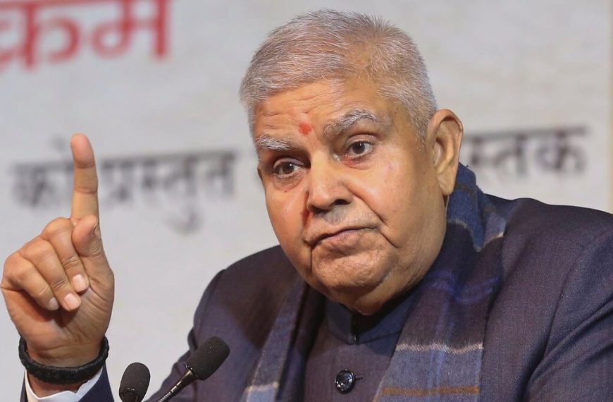 “আমি অসুস্থ কোথাও বলিনি” উপরাষ্ট্রপতি পদ থেকে ইস্তফা নিয়ে মুখ খুললেন ধানকড়