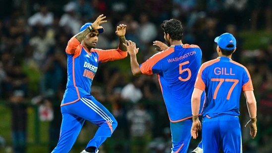 “ওয়াশিংটনকে নিয়ে তাড়াহুড়ো নয়” সাফ কথা সূর্যের