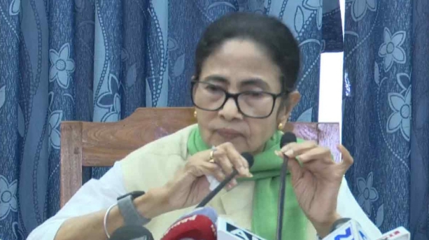 “কপি হাতে পাইনি” ডিএ মামলার রায় নিয়ে অবস্থান মমতার