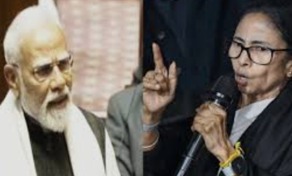“অনুপ্রবেশকারীদের বাঁচাতে আদালতে দৌড়াচ্ছে” তৃণমূলকে খোঁচা মোদির