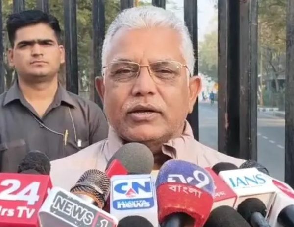 “আমরা ফালতু সেকুলারিজম দেখাই না” শাহী সফরের আগে&hellip;