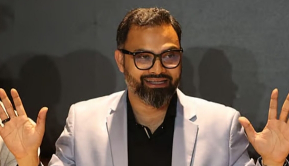 দায়িত্ব পেয়েই ভারতের সঙ্গে সম্পর্ক ভালো করতে ময়দানে নেমেছেন আমিনুল