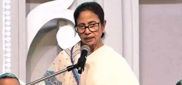 “আগে ভালবাসুন বাংলাকে, তারপর অসম্মান করবেন” নাম না নিয়ে বিজেপিকে আক্রমণ মমতার