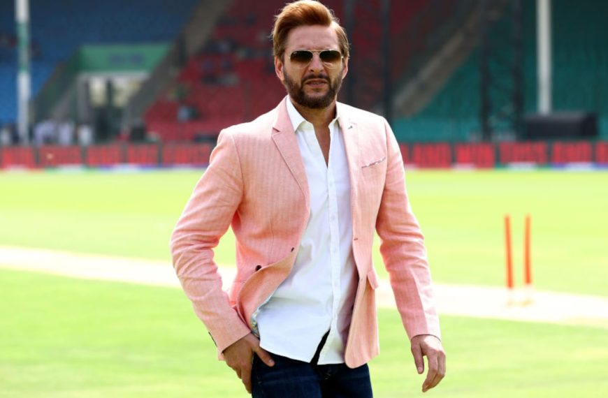 “দ্রুত সমাধান করুক” পাক সরকারের সিদ্ধান্তকে সমর্থন করলেও আইসিসিকে অনুরোধ আফ্রিদির 