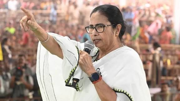 “ভাষার উপর আক্রমণের বিরুদ্ধে রুখে দাঁড়াবো” আন্তর্জাতিক মাতৃভাষা&hellip;