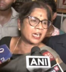 “ওরা আমাকে হত্যা করার ষড়যন্ত্র করছে” বাড়িতে হামলার&hellip;