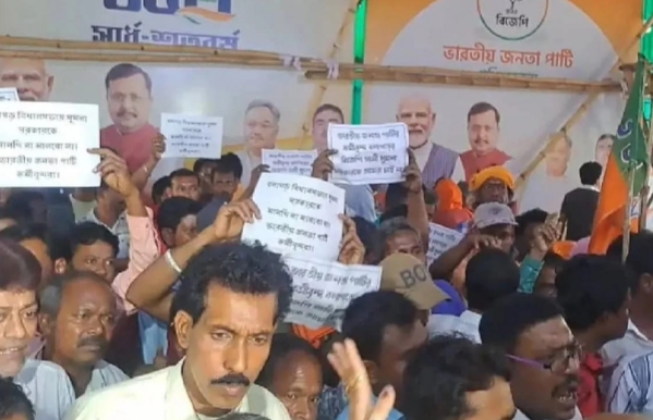 নীতিন নবীনের বঙ্গ সফরের মাঝে&hellip;