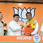 আনুষ্ঠানিকভাবে বিজেপিতে যোগদান লিয়েন্ডার পেজের