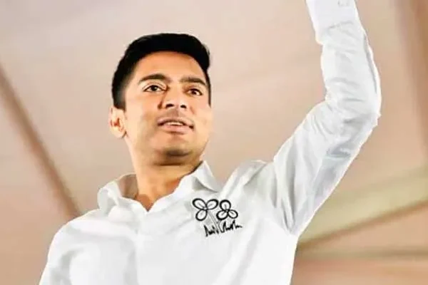 খাতড়াকে পুরসভা করার ঘোষণা অভিষেকের
