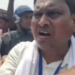 নওদা এলাকায় বিক্ষোভের মুখে পড়েন হুমায়ুন কবির