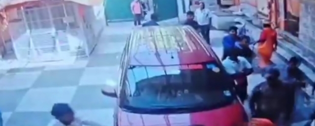 ভবানীপুরের এক আশ্রমে ঢুকে সাধুদের উপর হামলা, তৃণমূলের দিকে অভিযোগের আঙ্গুল শুভেন্দুর