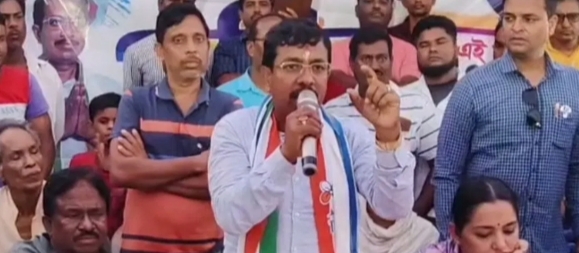 নন্দীগ্রামে শুভেন্দু অধিকারীকে অলআউট আক্রমণ&hellip;