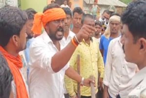 যোগীর সভার আগে বোলপুরে তৃণমূল-বিজেপি কর্মীদের সংঘর্ষ