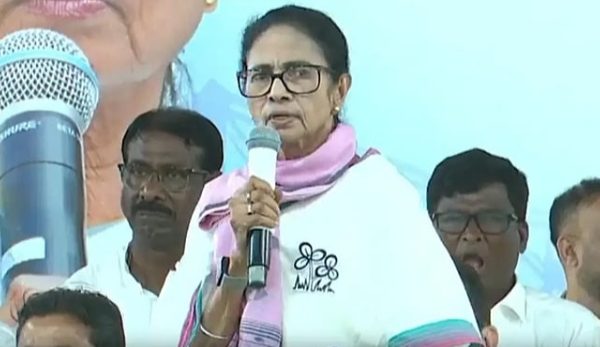 মহিলা সংরক্ষণ বিল নিয়ে বিজেপিকে আক্রমণ মমতার