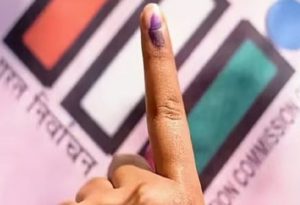 প্রথম দফার ভোটের শুরুতে একাধিক জায়গায় ইভিএম বিভ্রাট