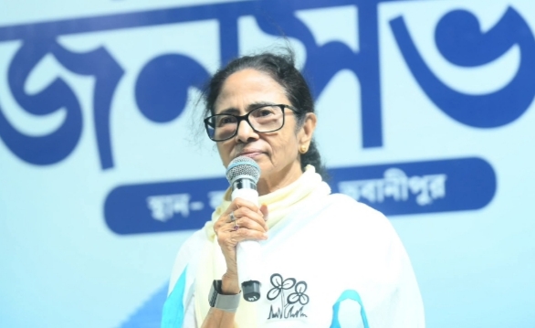 ফের ঝালমুড়ি নিয়ে মোদিকে আক্রমণ&hellip;