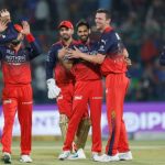 ভুবি-জশের দাপুটে বোলিংয়ের সামনে গুঁড়িয়ে গেল দিল্লির ব্যাটিং, বড় জয় আরসিবির