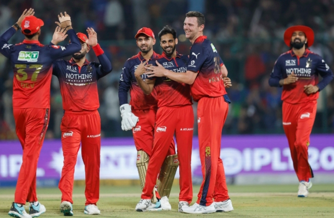 ভুবি-জশের দাপুটে বোলিংয়ের সামনে গুঁড়িয়ে&hellip;