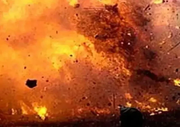 দ্বিতীয় দফার ভোটের মুখে নোয়াপাড়ায় চাঞ্চল্য, বোমা বিস্ফোরণ&hellip;