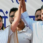 “কঠিন লড়াই, যা বেশ গুরুত্বপূর্ণ দেশের গণতন্ত্রের জন্যও” মমতাকে সমর্থন কেজরির
