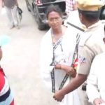 রত্না দেবনাথকে ঘিরে বিক্ষোভ