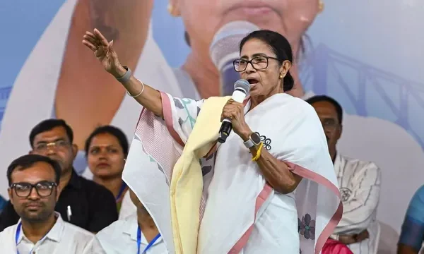 “তাহলে প্রধানমন্ত্রীর পদ ছেড়ে দিয়ে বলুন বাংলার মুখ্যমন্ত্রী&hellip;