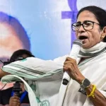 “ভোটপাখির মতো উড়ে আসে ভোটের সময়েই” কেন্দ্রকে তোপ মমতার