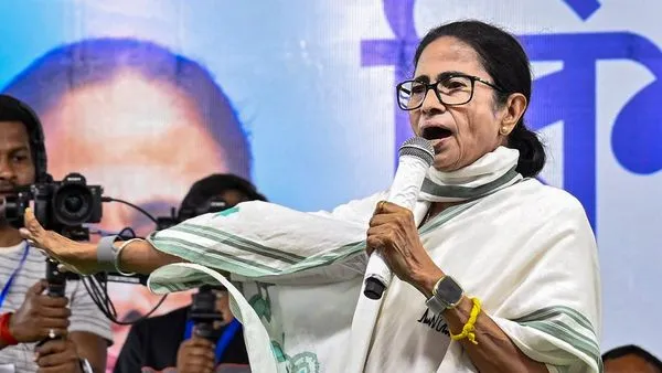 “ভোটপাখির মতো উড়ে আসে ভোটের&hellip;