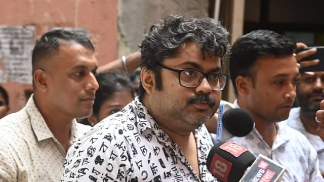 পুলিশি হেফাজত গর্গ চট্টোপাধ্যায়ের