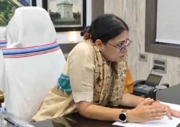 “রাস্তায় বিনা ভয়ে মহিলারা চলাফেরা করতে পারবেন”: অগ্নিমিত্রা&hellip;