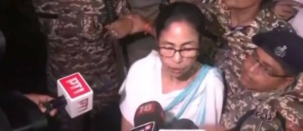 গণনাকেন্দ্র থেকে বেরিয়ে বিস্ফোরক অভিযোগ মমতার! কী বললেন?