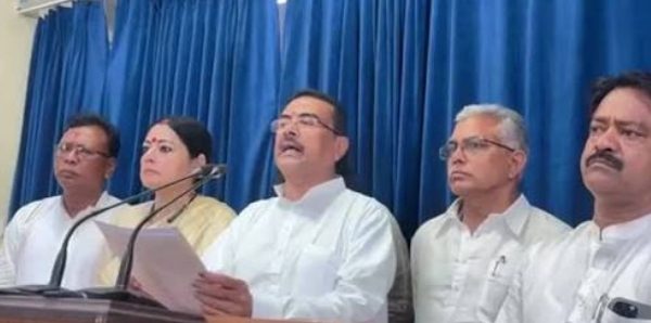 নবান্নে সাংবাদিক বৈঠকে মুখ্যমন্ত্রী হিসেবে শুভেন্দুর মাস্টারস্ট্রোক