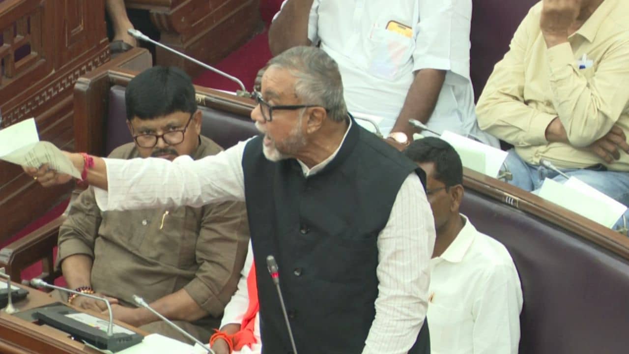 “এটা ধর্মযুদ্ধ ছিল” বিধানসভায় তৃণমূলকে বিঁধলেন তাপস রায়