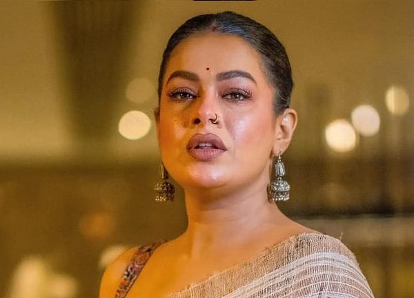 নতুন বিজেপি সরকারের শপথগ্রহণ অনুষ্ঠানে গান গাওয়ার কথা&hellip;