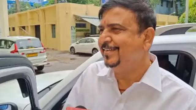 অবশেষে শুক্রবার সিজিও কমপ্লেক্সে হাজিরা দিলেন সুজিত বসু