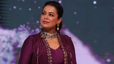 “বন্ধ হোক এসব গুজব ছড়ানো” নতুন সরকারের শপথগ্রহণ অনুষ্ঠানে গান গাওয়া নিয়ে বললেন ইমন
