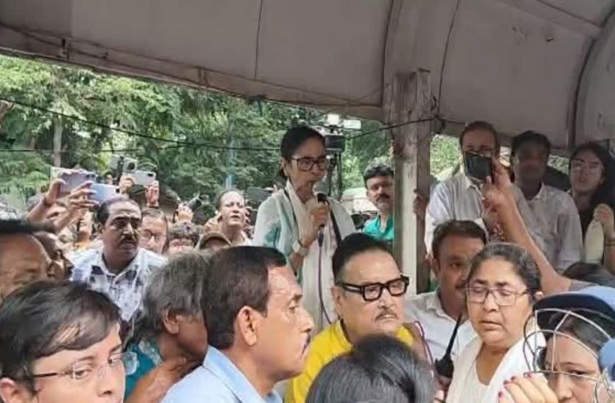 “দিল্লি থেকে তৃণমূলকে ভাঙার চক্রান্ত&hellip;