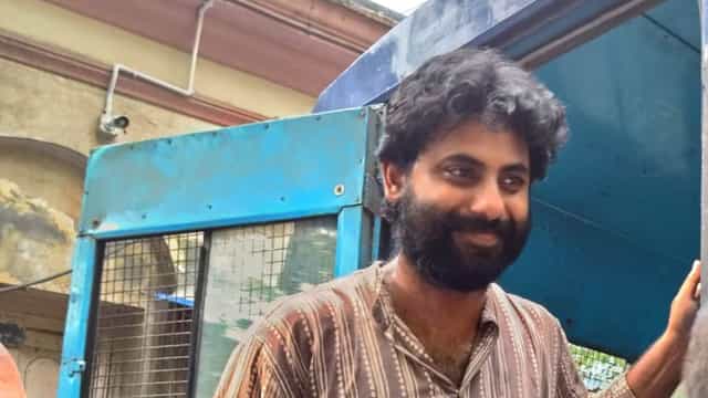 “আবেদনকারী ও পরীক্ষা দেওয়া পরীক্ষার্থীর সংখ্যার মধ্যে বিশাল ফারাক” বিস্ফোরক অভিযোগ সৃজনদের