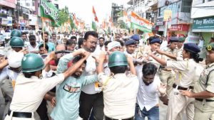ত্রিপুরায় যুব কংগ্রেসের আন্দোলনে লাঠিচার্জ ও জলকামান