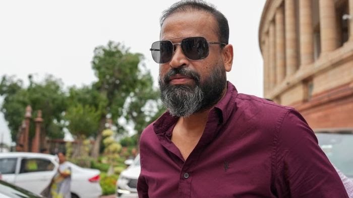 ঘরে ফেরার দাম দিতে হচ্ছে ইউসুফ পাঠানকে