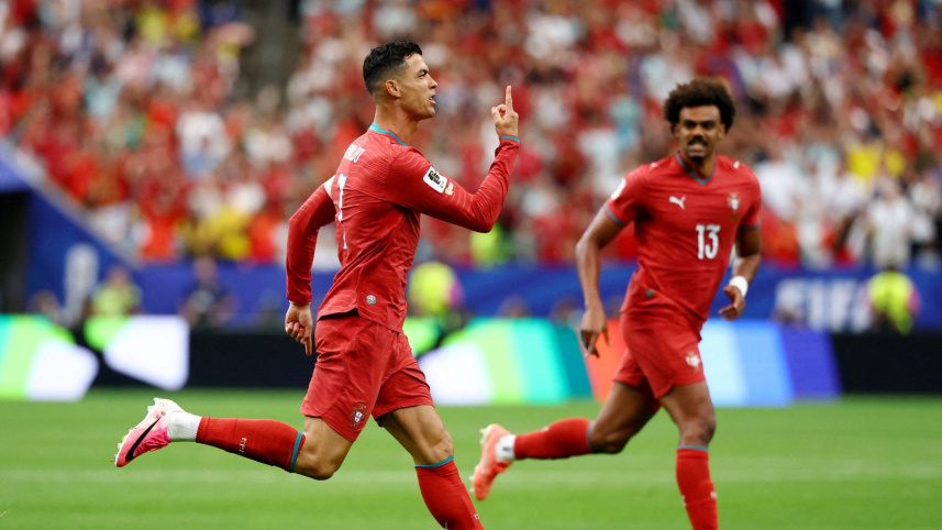 উজবেকিস্তানকে গুঁড়িয়ে দিয়েছে পর্তুগাল, গোল পেয়েছেন রোনাল্ডোও