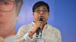 ফুলবাগান এলাকা থেকে গ্রেফতার প্রাক্তন মন্ত্রী উদয়ন গুহ