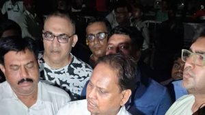 তারাতলায় বিপর্যয়: দুর্ঘটনাস্থলে যান হুমায়ুন কবির