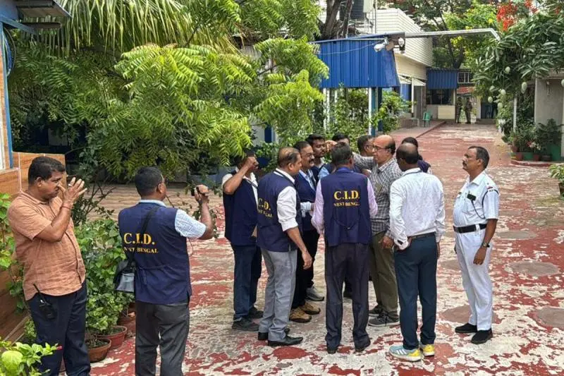 সই জাল কান্ডের তদন্তে মমতার দলীয় কার্যালয়ে সিআইডি