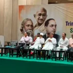দু’কান কাটাদের কিসসা